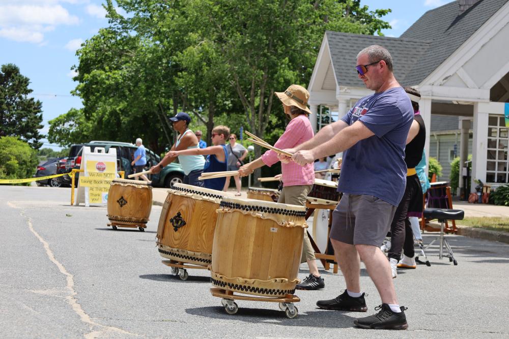 Residents participate
